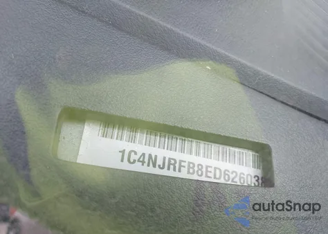 2014 Jeep Patriot Latitude z USA, uszkodzony, nr VIN 1C4NJRFB8ED626038